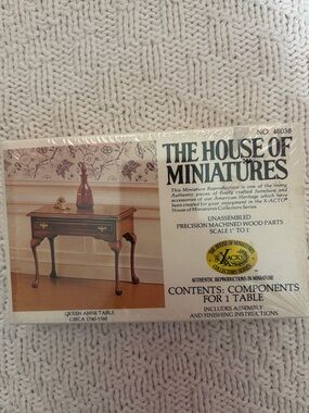 The House of Miniatures Vintage Queen Anne Table Circa 1740-1760 NO. 40038